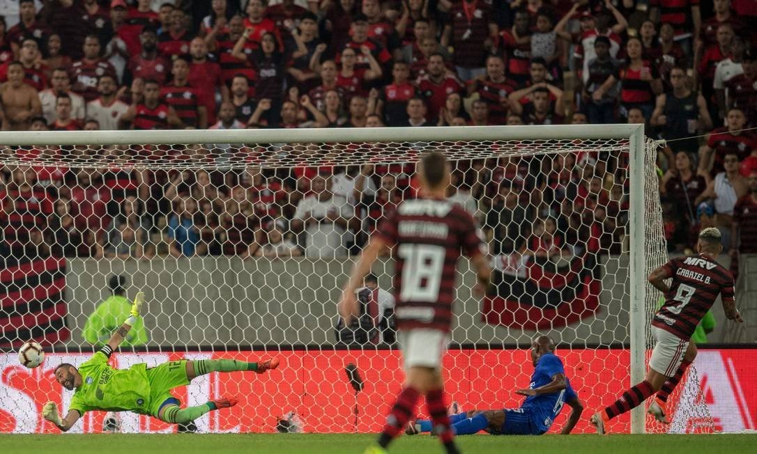 Flamengo tem dia decisivo pelo ataque: BH cresce, Pedro joga 51 minutos, e  Gabigol faz novos testes, flamengo