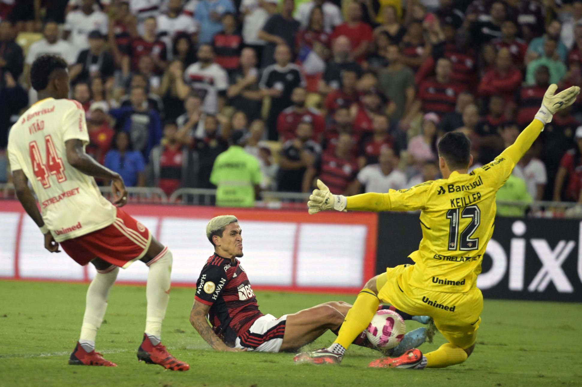 Liverpool frustra o Flamengo e fatura o Mundial com gol de Roberto