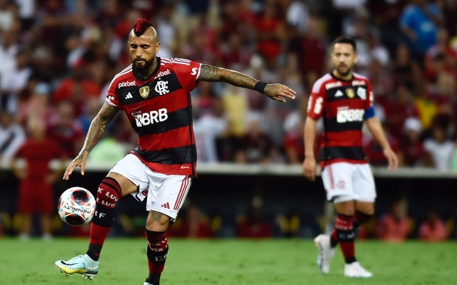 Com desfalques, Flamengo divulga lista de relacionados para jogo contra o  Corinthians - ISTOÉ Independente