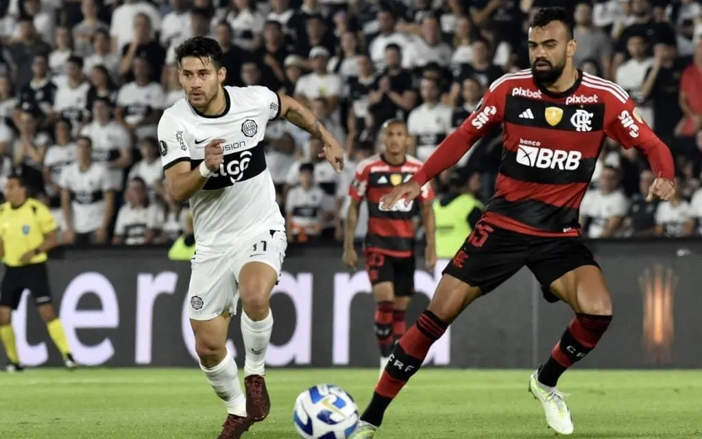 Flamengo quebra invencibilidade do Olimpia na Libertadores